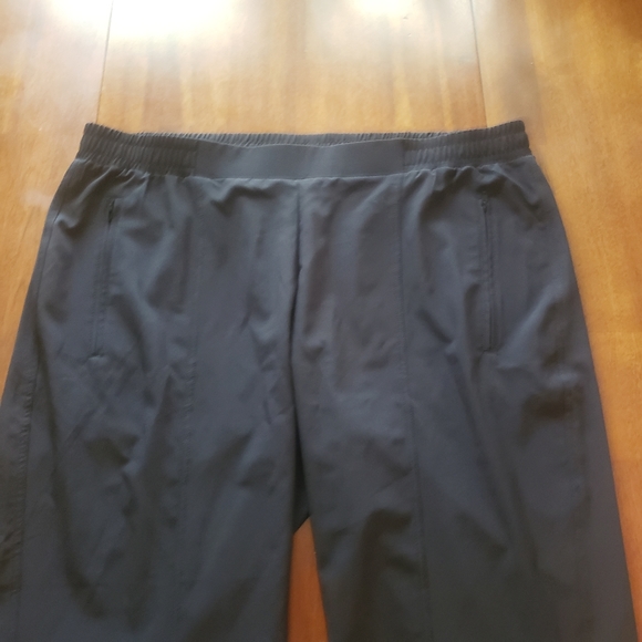 Old Navy Active Black Mens Athletic Pants - Picture 3 of 7